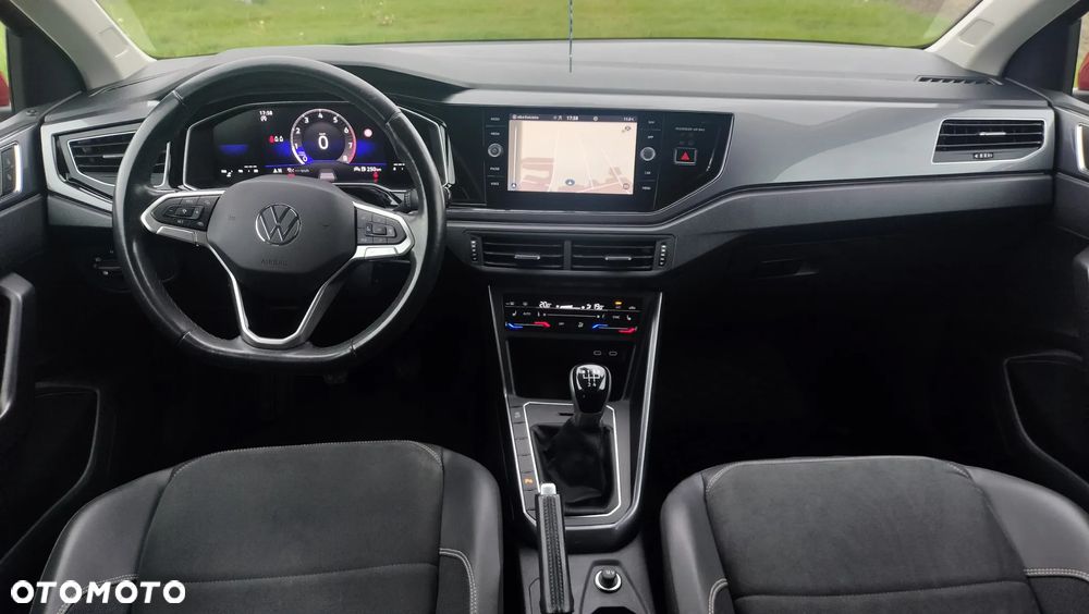 Volkswagen Polo 1.0 TSI Special Edition - 14