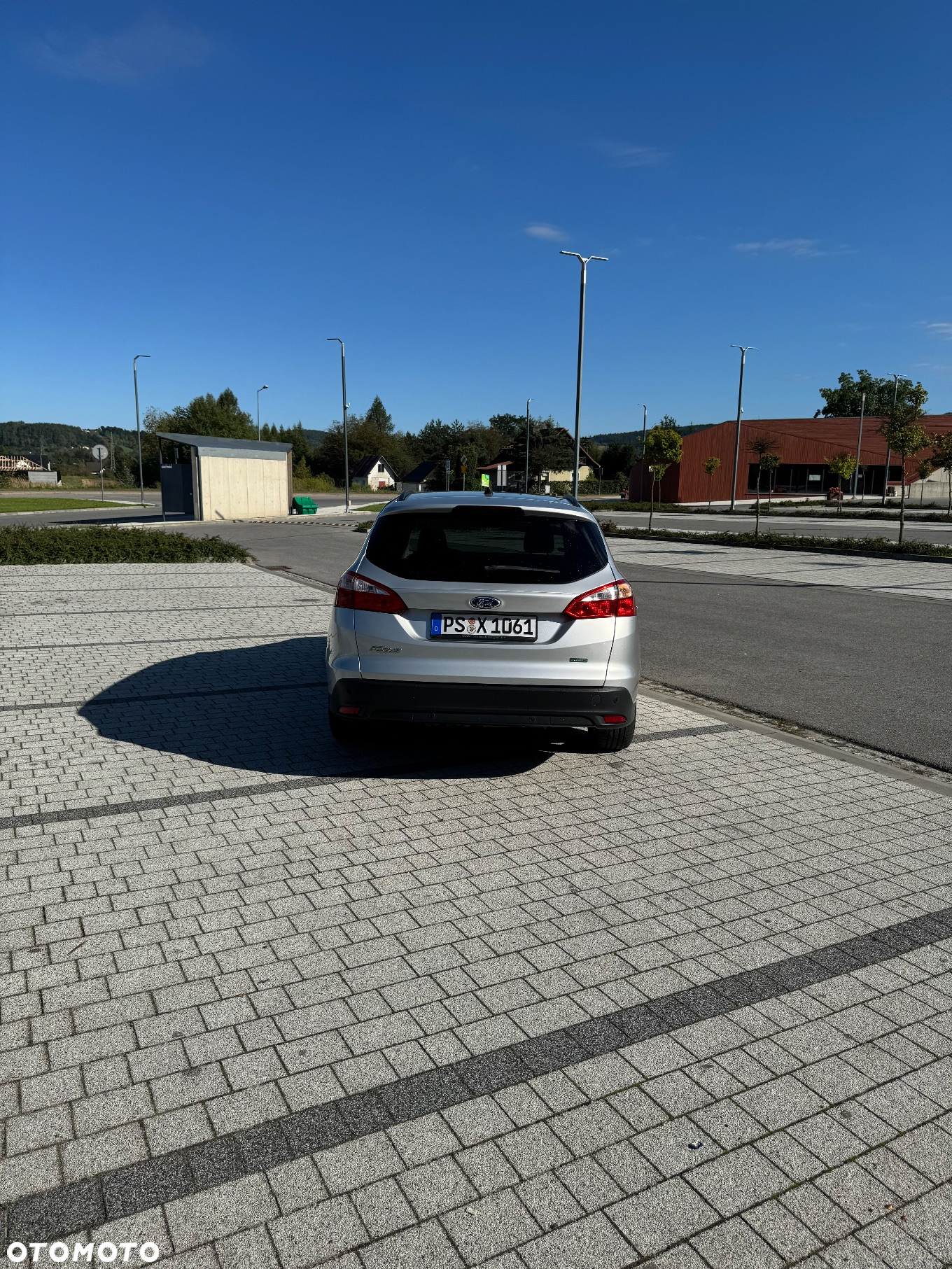 Ford Focus Turnier 1.0 EcoBoost Start-Stopp-System SYNC Edition - 8