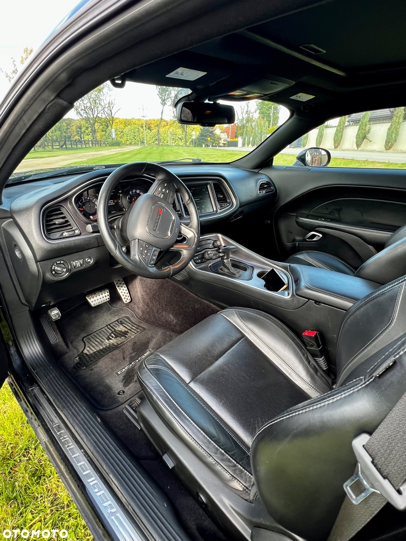 Dodge Challenger Automatik R/T Plus - 12