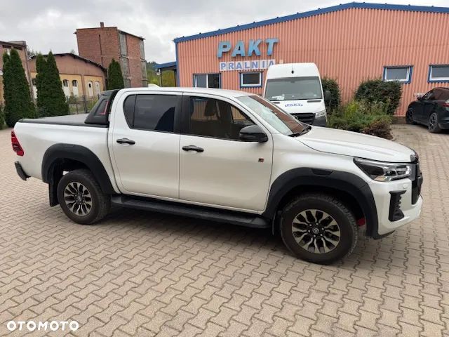 Toyota Hilux 2.8 D-4D Double Cab GR Sport 4x4 - 3