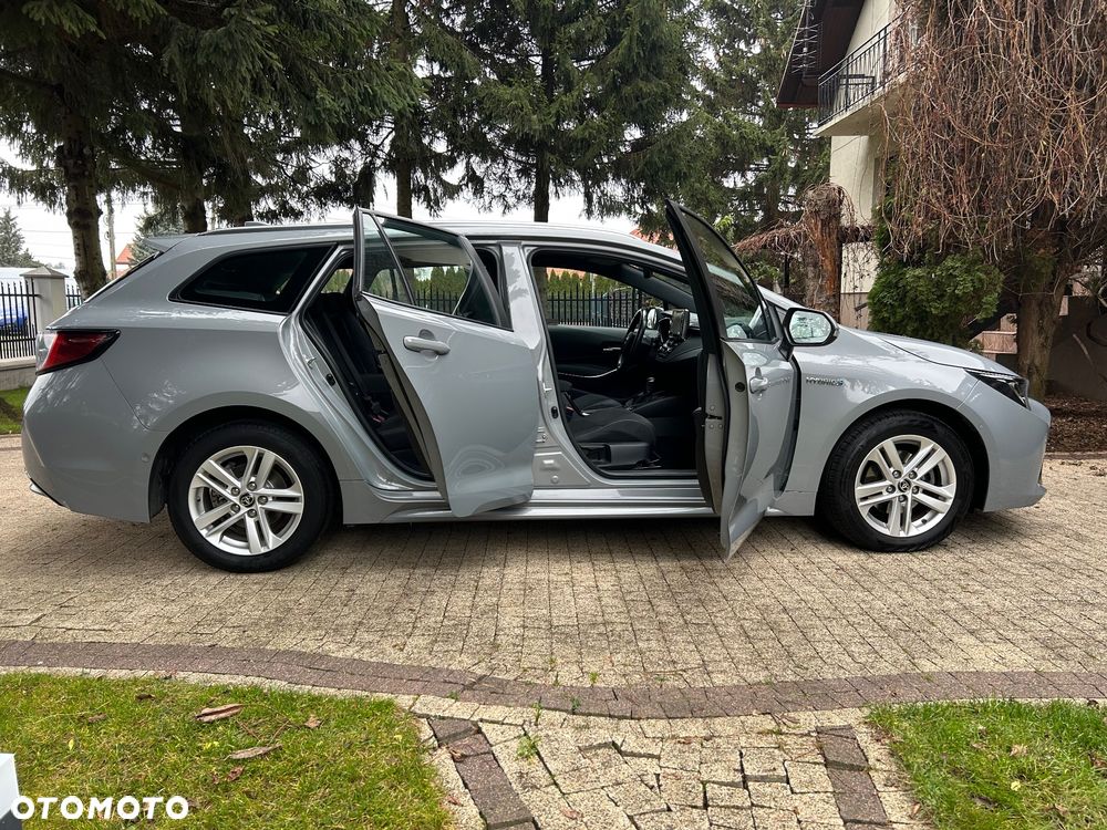 Toyota Corolla 1.8 Hybrid Comfort - 5