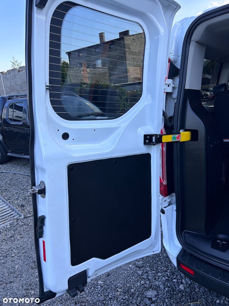Ford Transit Custom - 21