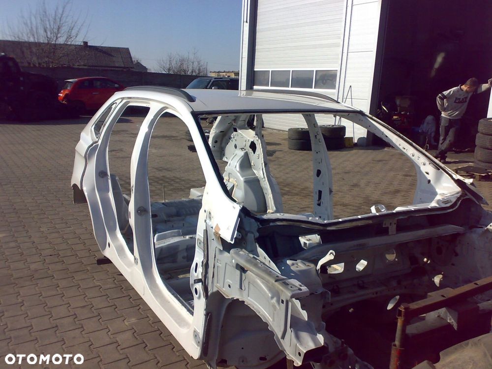 ford edge mk2 2015 2021 dach podsufitka relingi kpl. biała perła kolor ug - 2