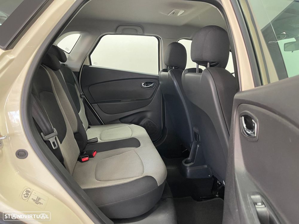 Renault Captur 1.5 dCi - 20