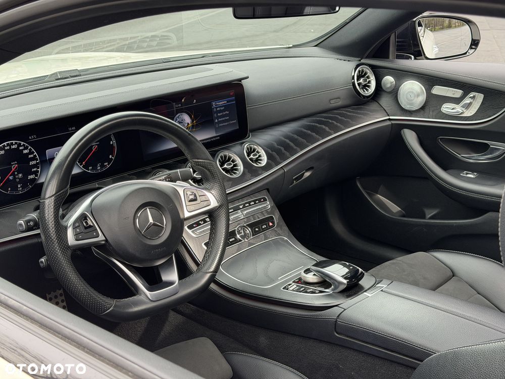 Mercedes-Benz Klasa E 220 d 4-Matic 9G-TRONIC - 8