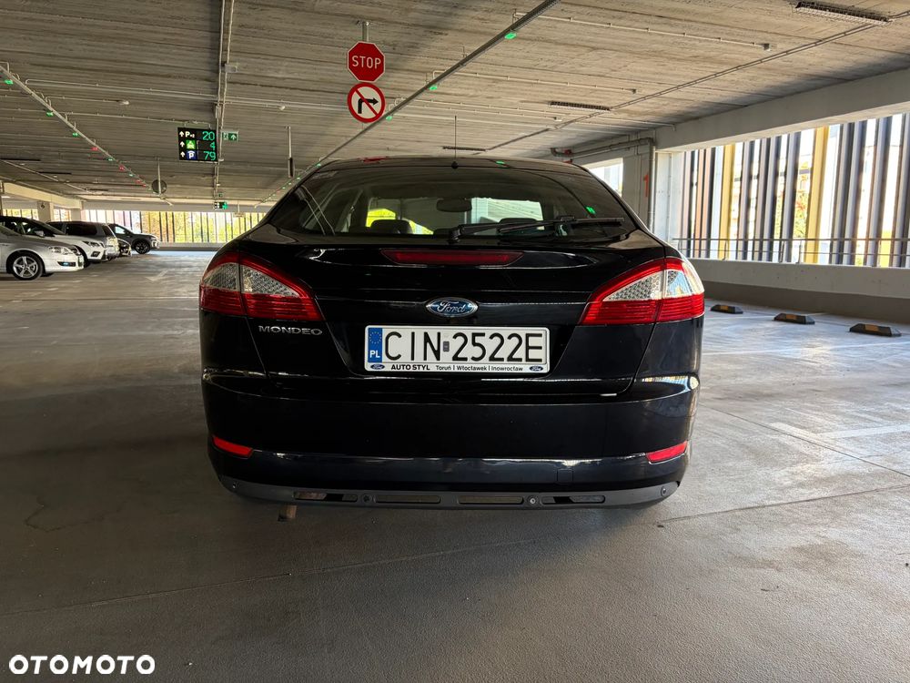 Ford Mondeo 2.0 Ghia X - 6