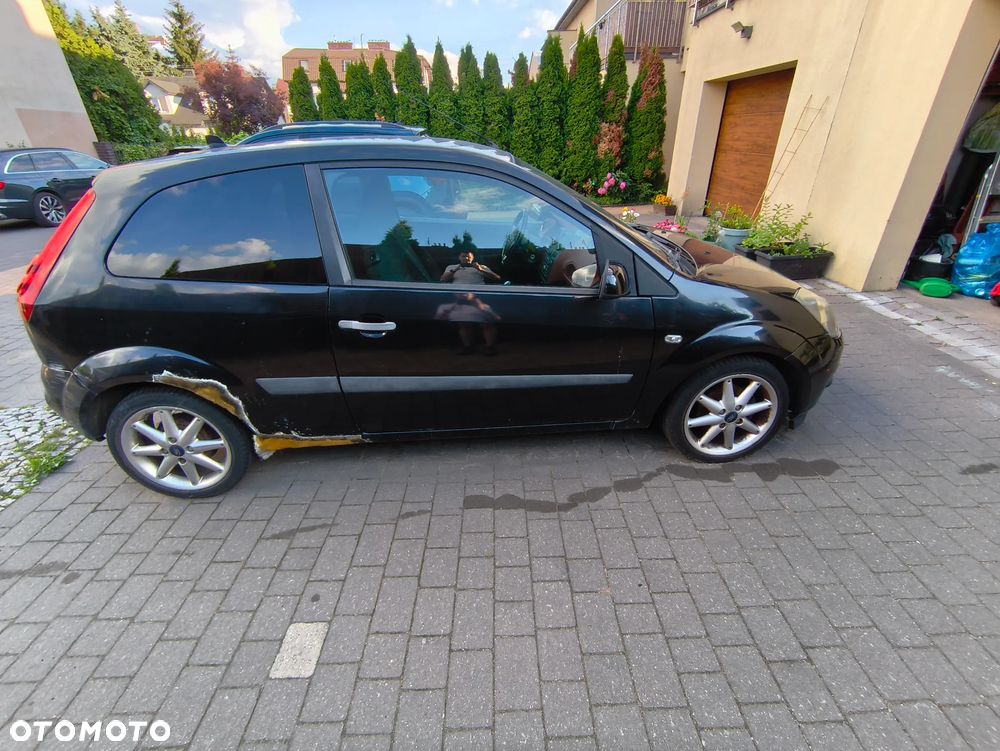 Ford Fiesta 1.4 TDCi Gold X - 2