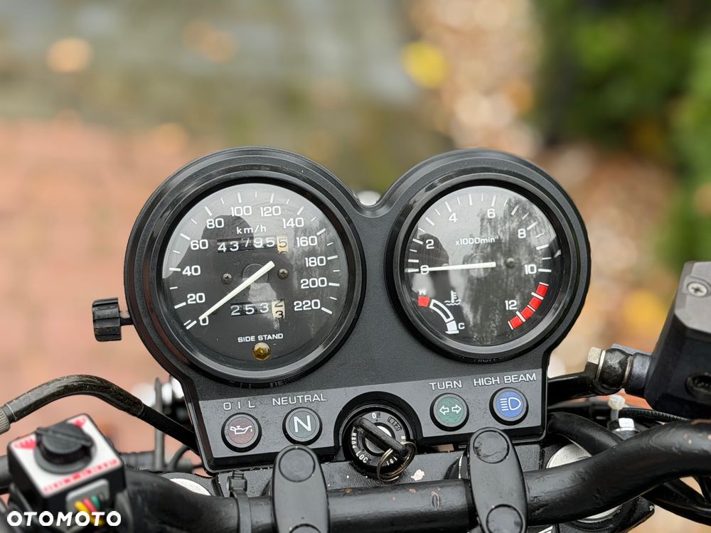Honda CB - 23