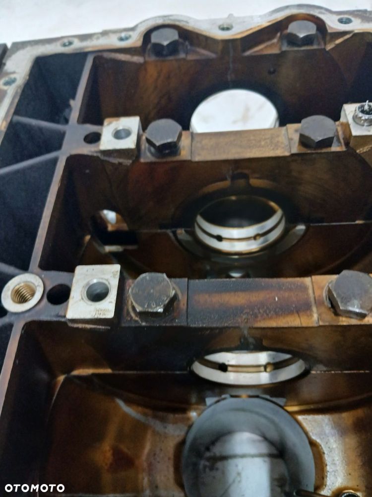 BLOK SILNIKA BMW E90 N43B20A 7558226 - 16