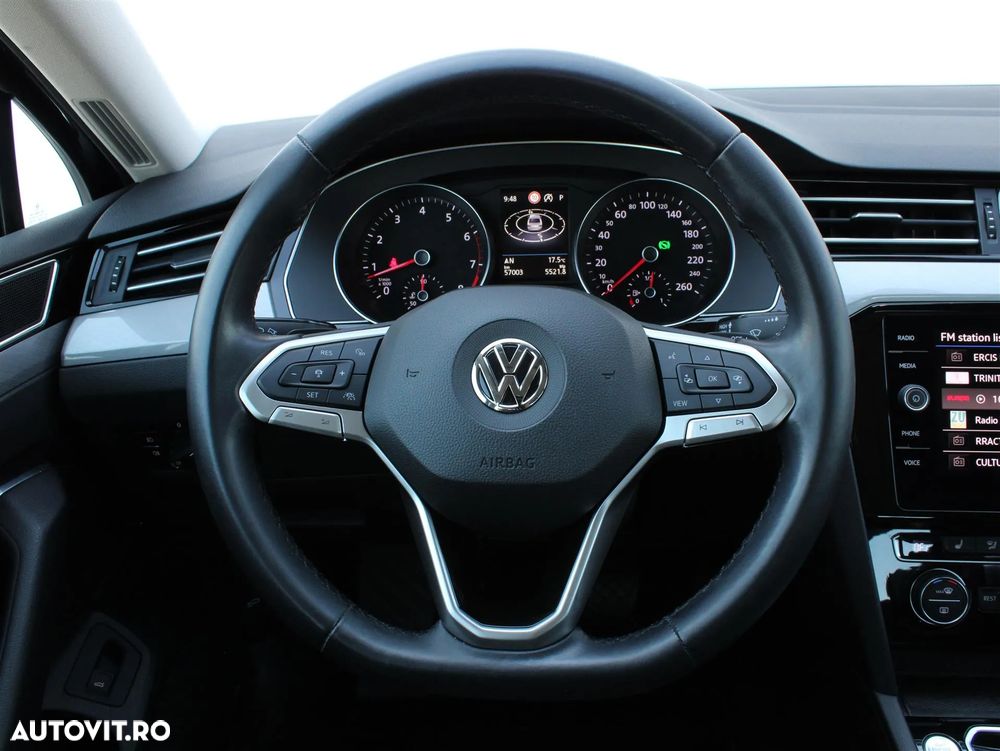 Volkswagen Passat 1.5 TSI ACT DSG Comfortline - 17