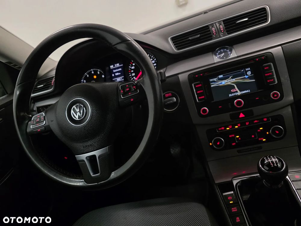 Volkswagen Passat 1.4 TSI BlueMotion Technology Comfortline - 8