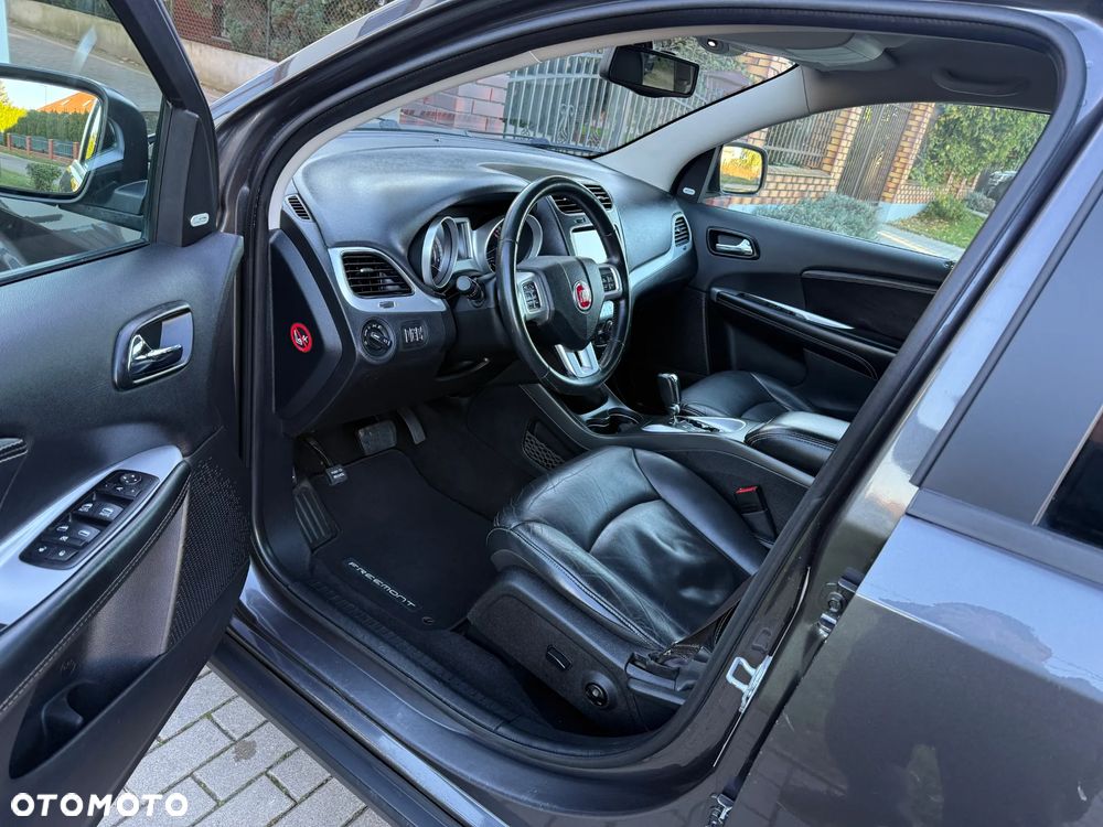 Fiat Freemont 2.0 Multijet 16V DPF Automatik Allrad Black Code - 15