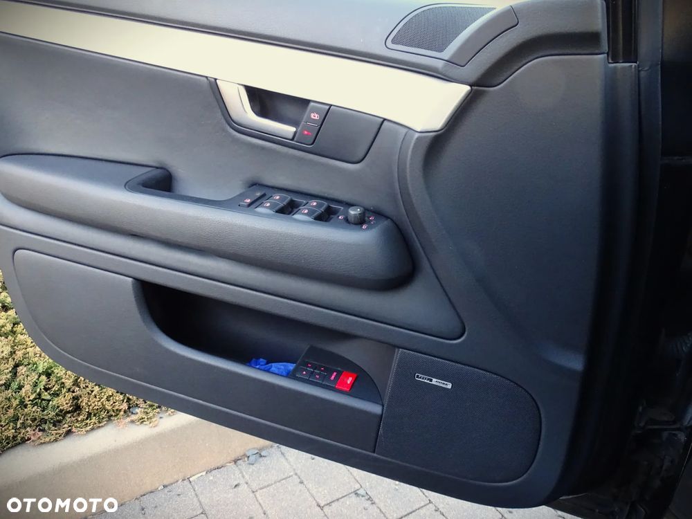 Audi A4 Avant 2.0 TDI DPF S line Sportpaket (plus) - 10