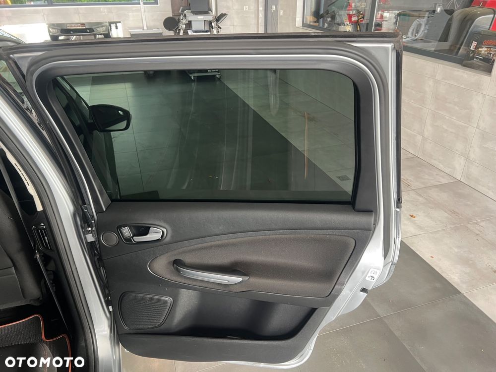 Ford Galaxy 2.0 TDCi Platinium X - 24
