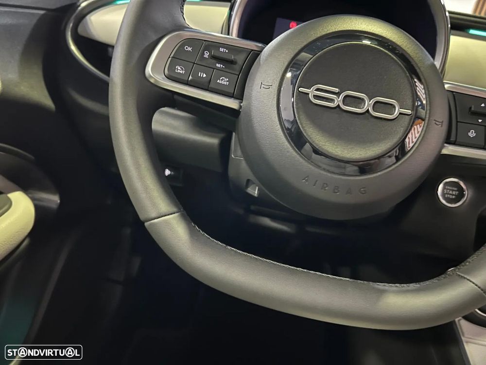 Fiat 600e 54 kWh La Prima - 21