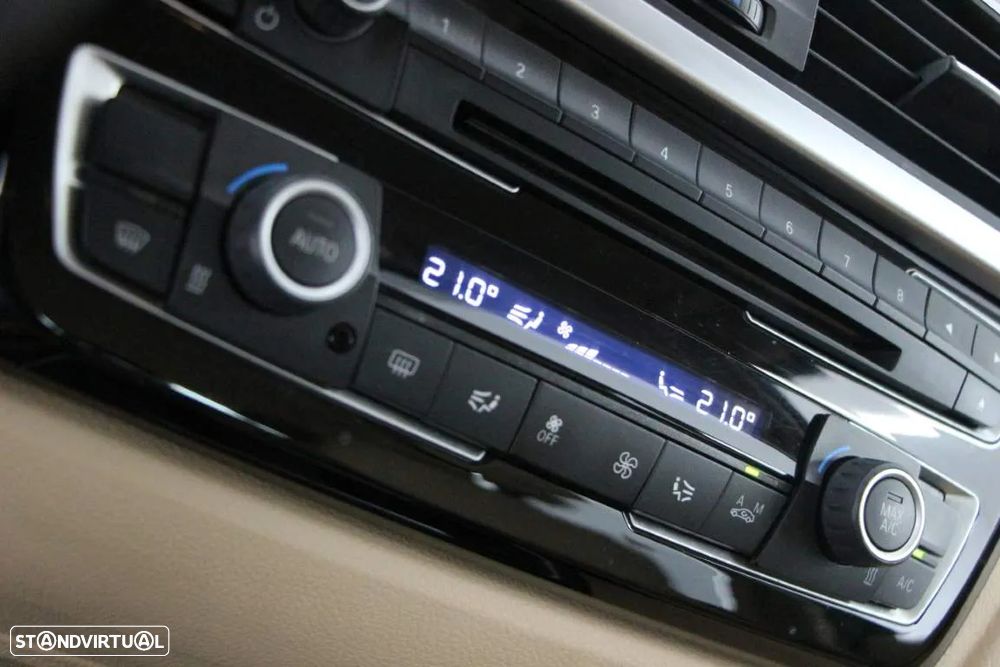 BMW 318 d Touring Auto - 18