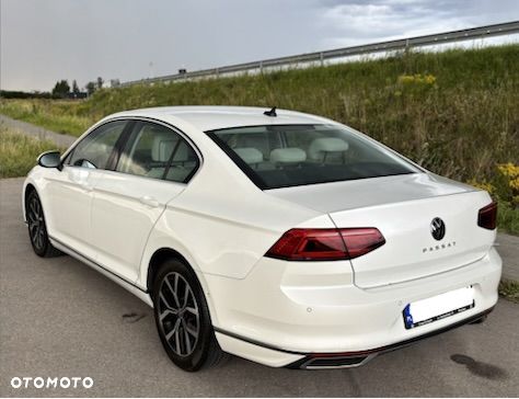 Volkswagen Passat 2.0 TSI Elegance DSG - 14