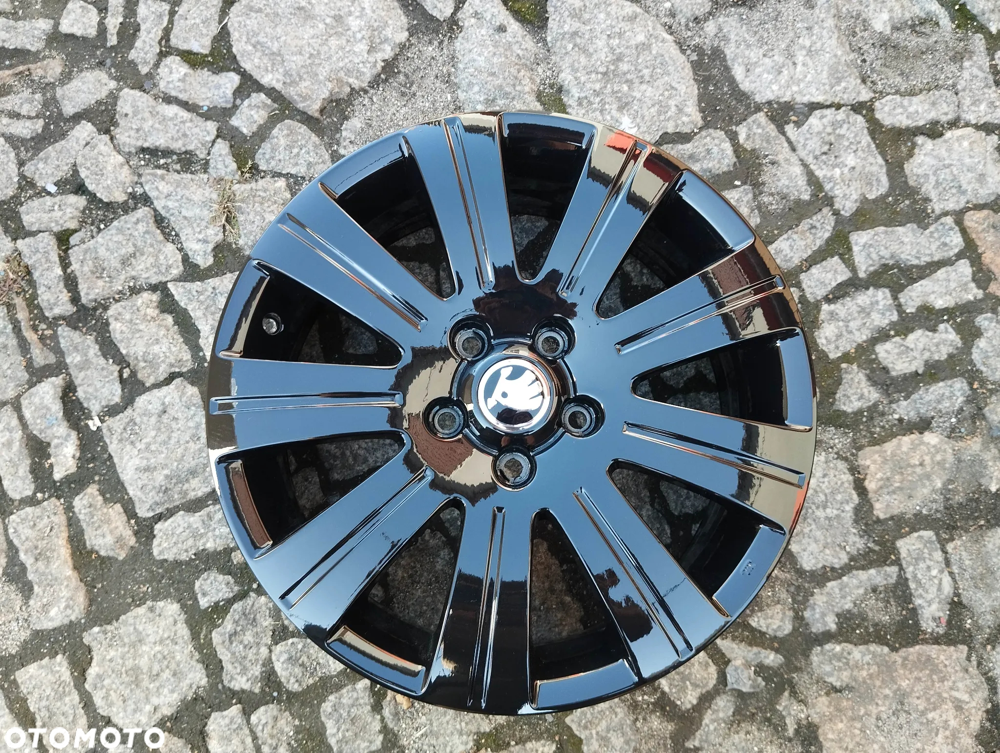 Alu Felgi Skoda Superb 2x112 17 ET45 - 3