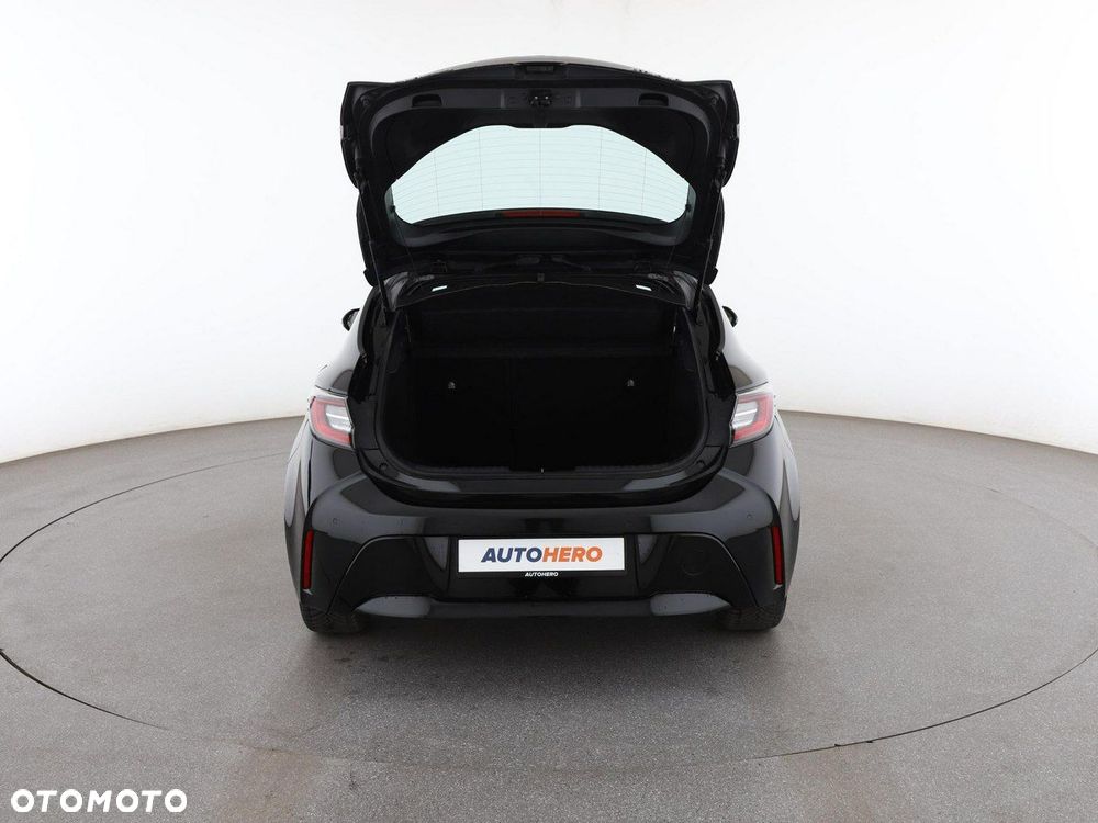 Toyota Corolla 1.8 Hybrid Comfort - 19