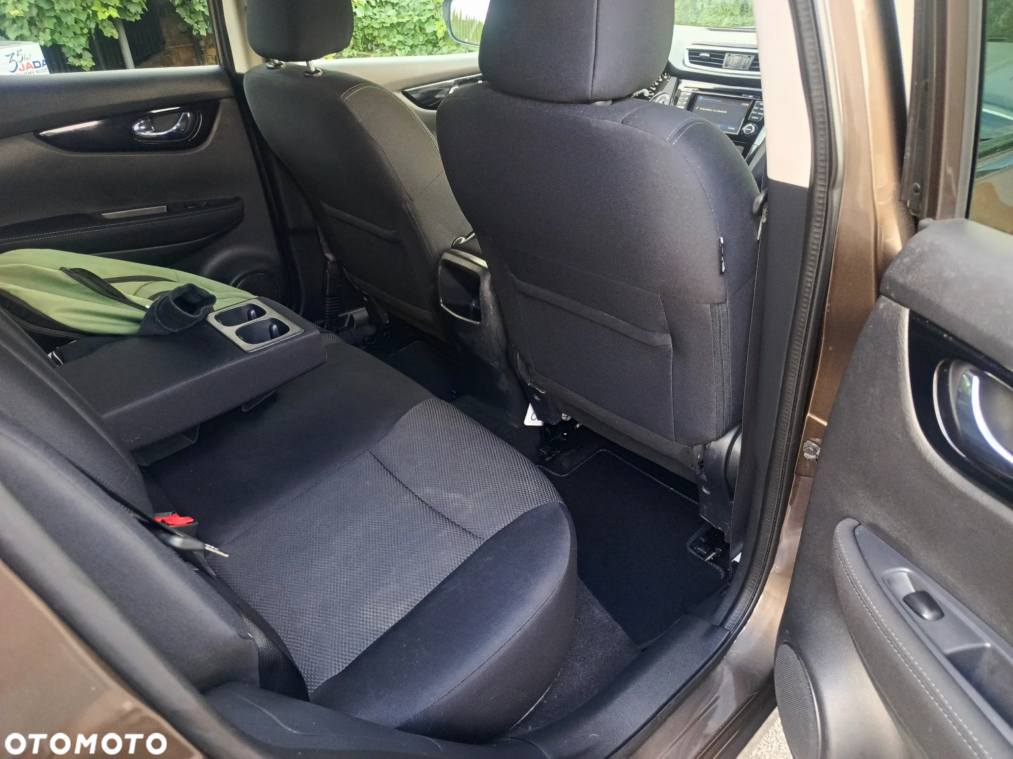 Nissan Qashqai 1.2 DIG-T N-Connecta EU6 - 28