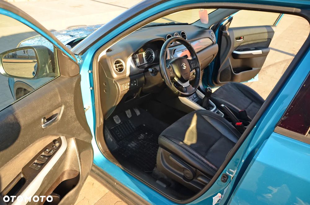 Suzuki Vitara 1.6 Premium 2WD - 12