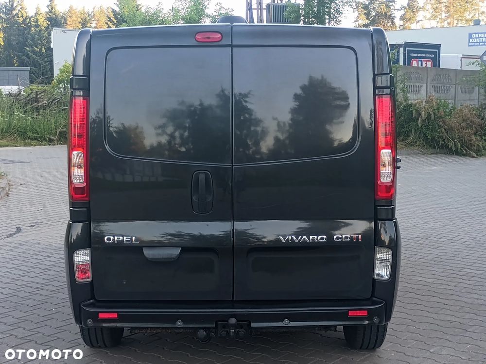 Opel Vivaro - 10