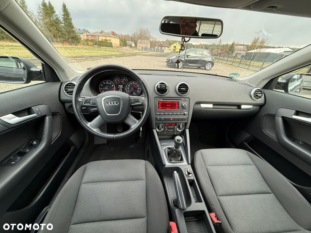 Audi A3 Sportback 1.4 TFSI Attraction - 17