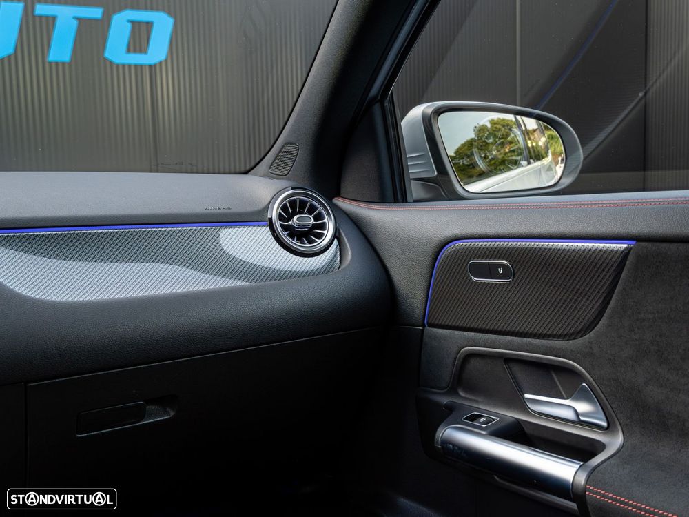 Mercedes-Benz GLA 250 e AMG Line - 21