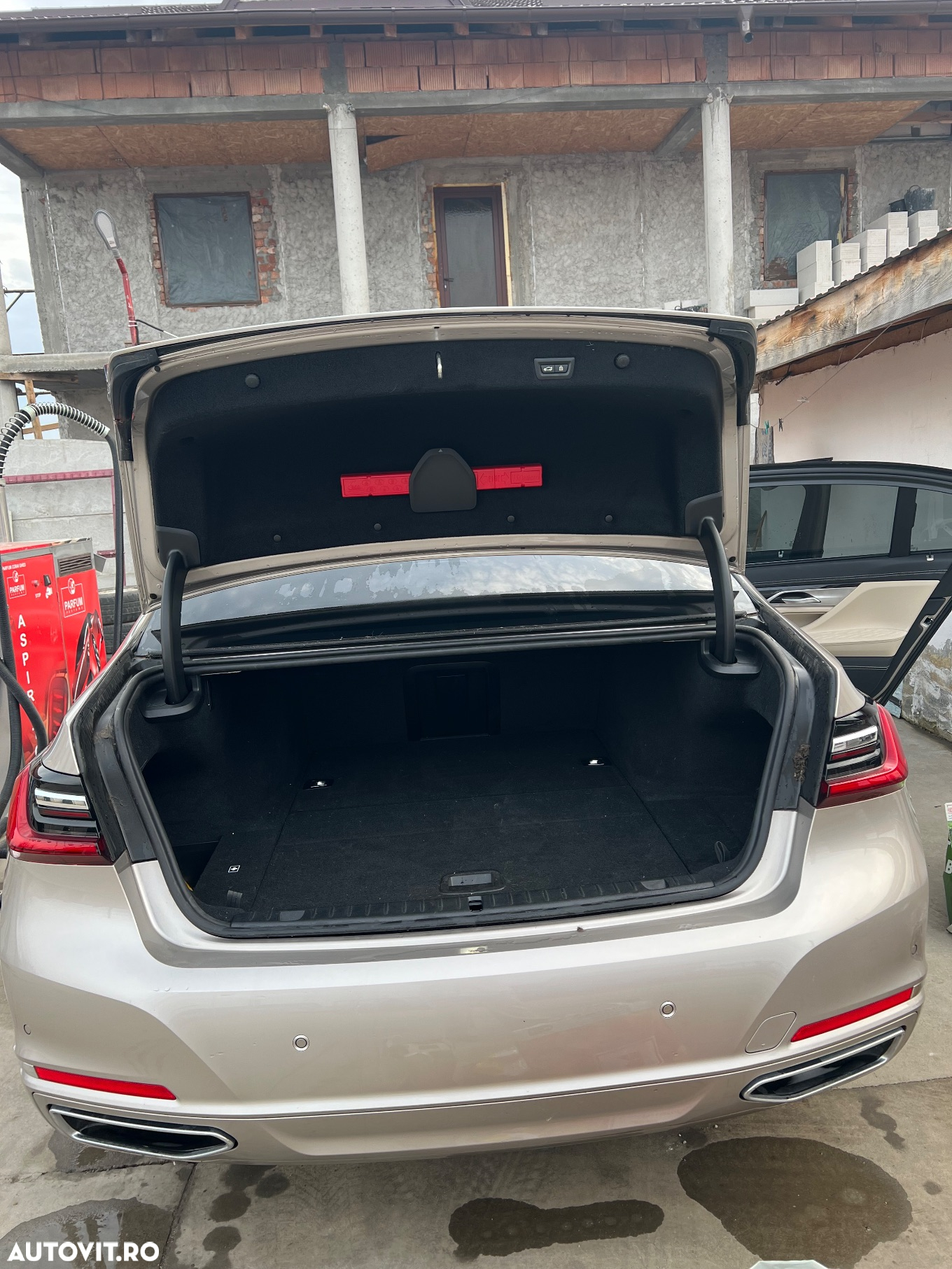 BMW Seria 7 745Le xDrive AT PHEV - 14