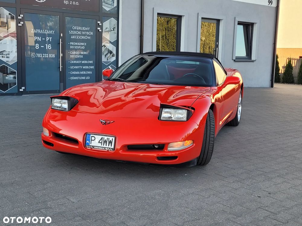 Chevrolet Corvette - 5