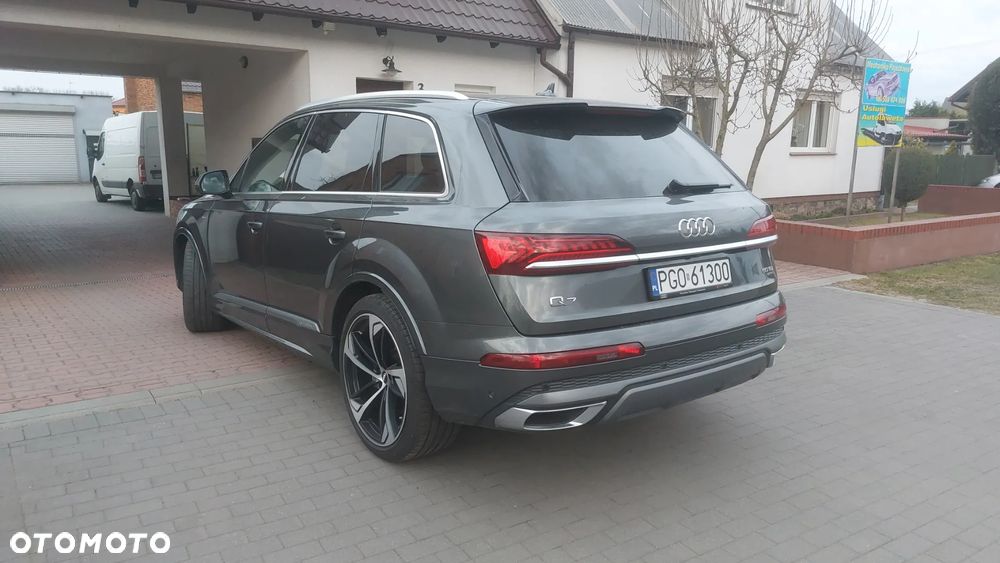 Audi Q7 50 TDI quattro tiptronic S line - 4
