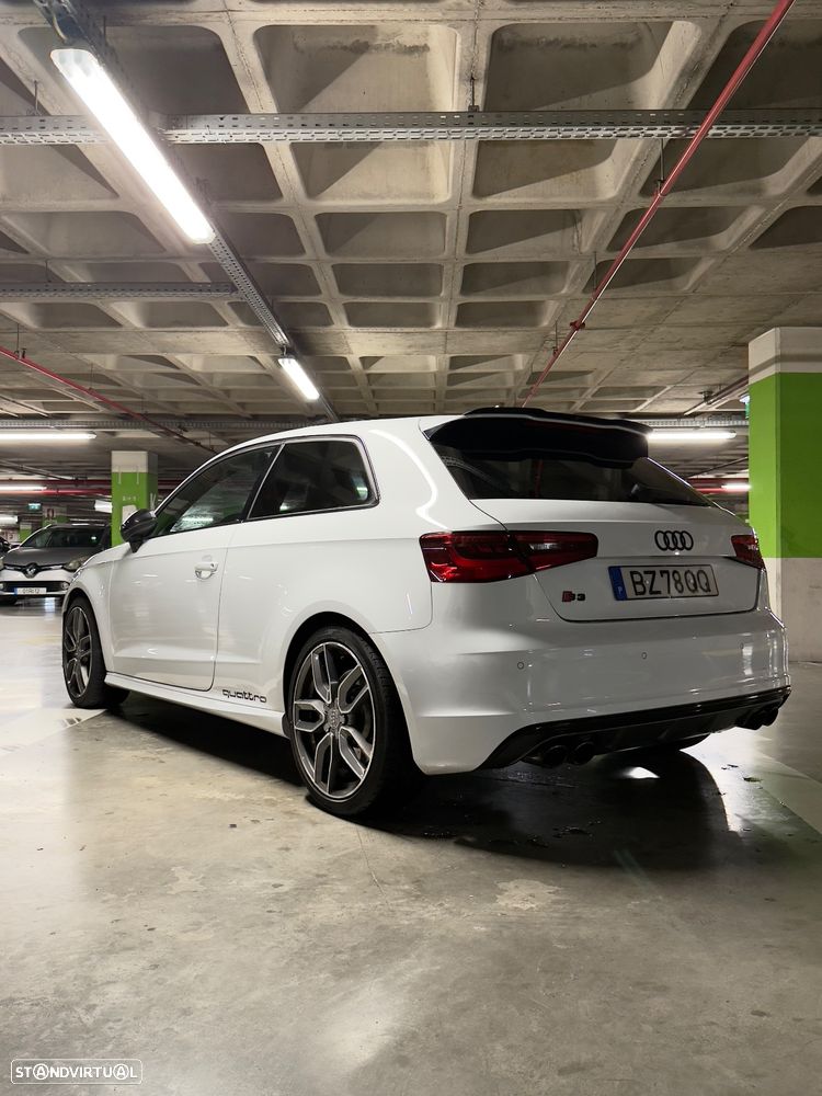 Audi S3 S tronic - 1