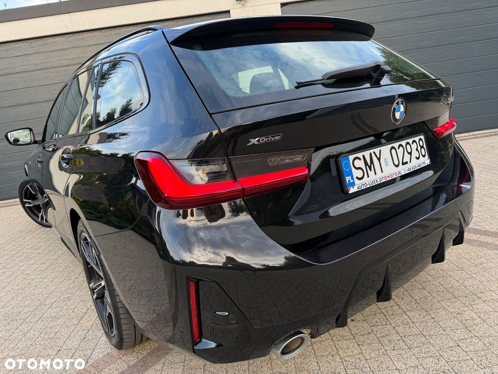 BMW Seria 3 330i xDrive M Sport - 16