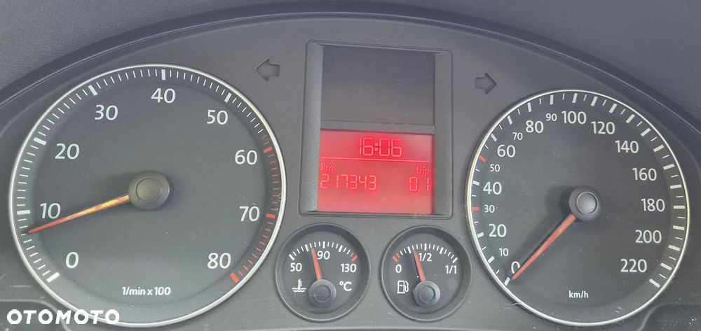 Volkswagen Golf - 14