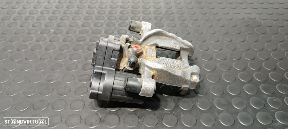 BRAÇADEIRA ENO TRASEIRA DIREITA SEAT ATECA (KH7) FR - 1