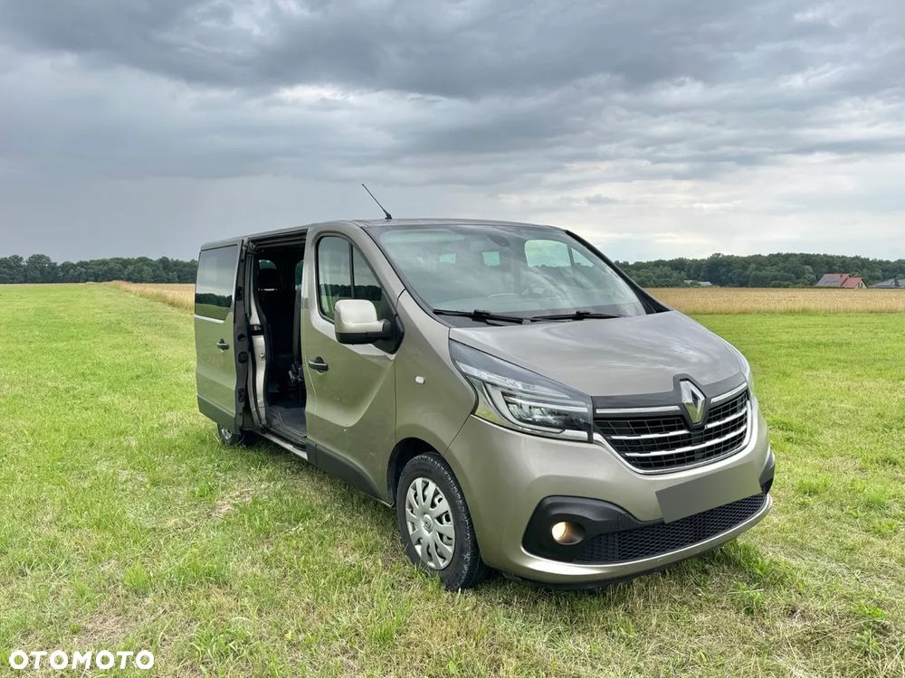 Renault Trafic 2.0 dCi - 10