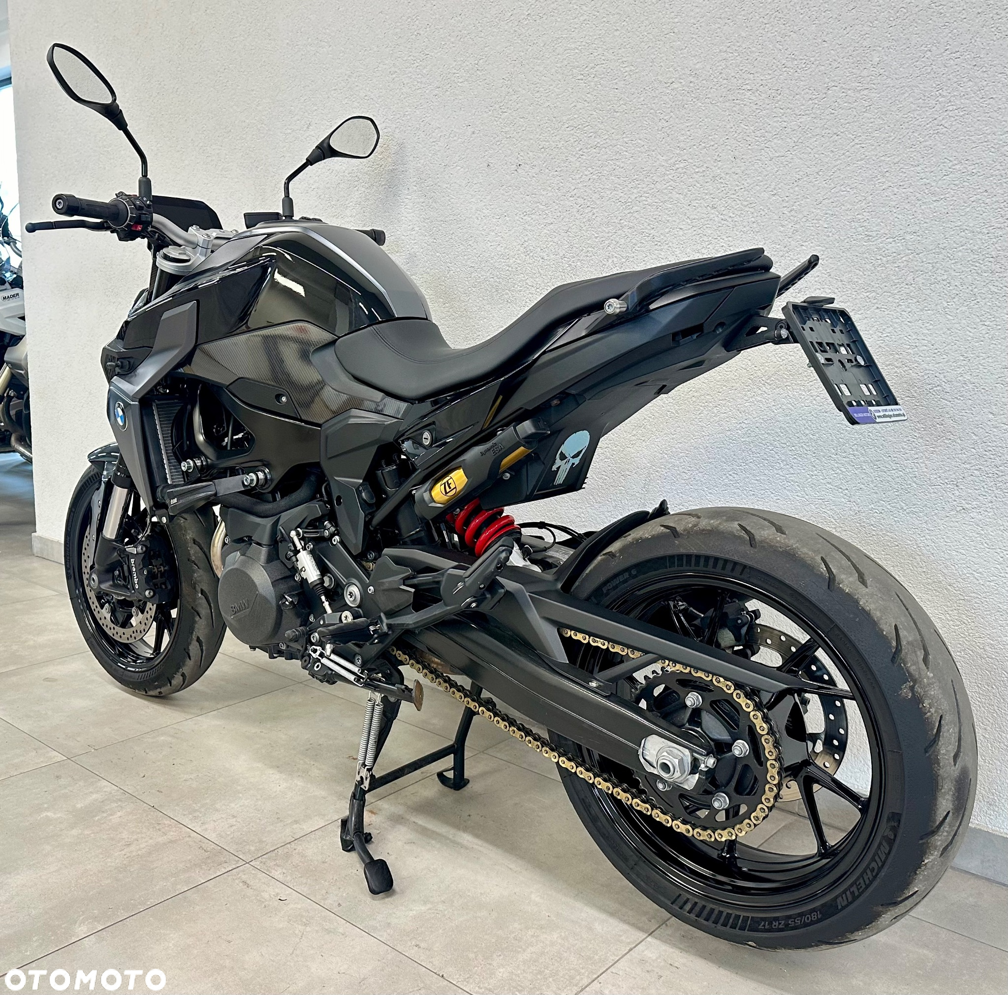 BMW F - 3
