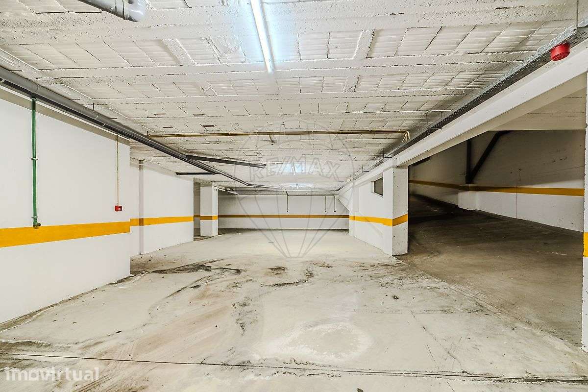 Garagem  para venda - Grande imagem: 3/25