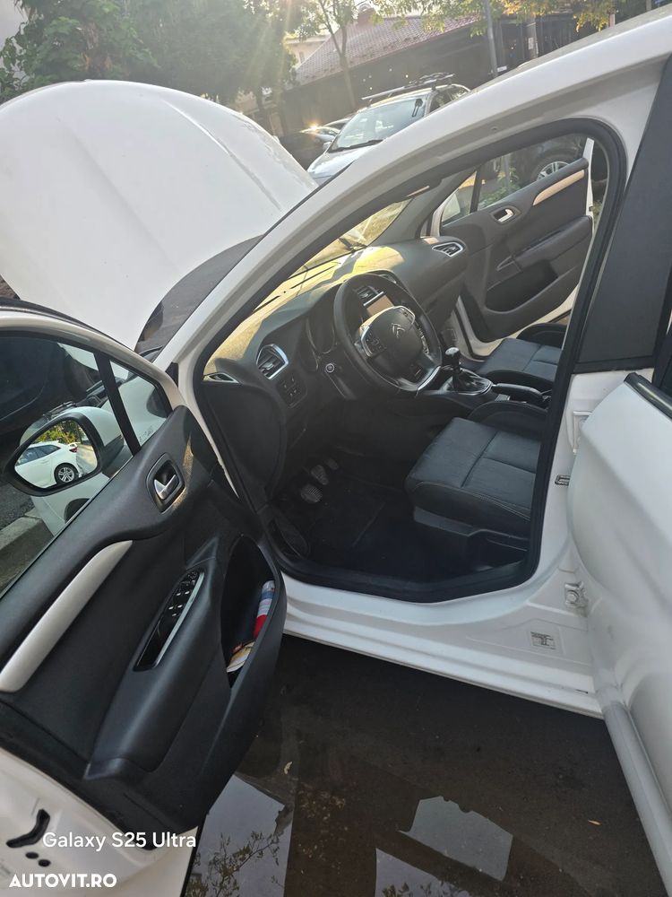 Citroën C4 1.6 HDI FAP Style - 4