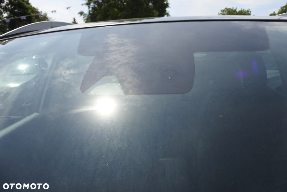 Nissan Qashqai 1.2 DIG-T Xtronic TEKNA - 38