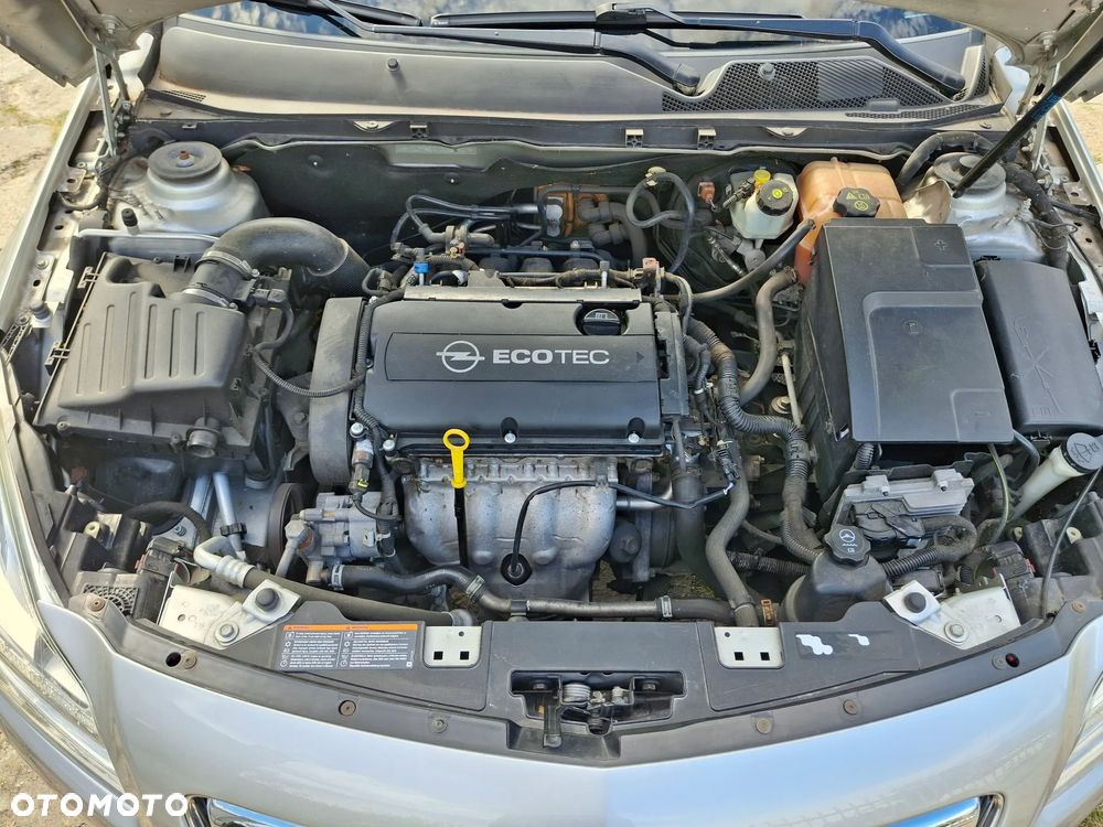 Opel Insignia 1.8 Sport - 14