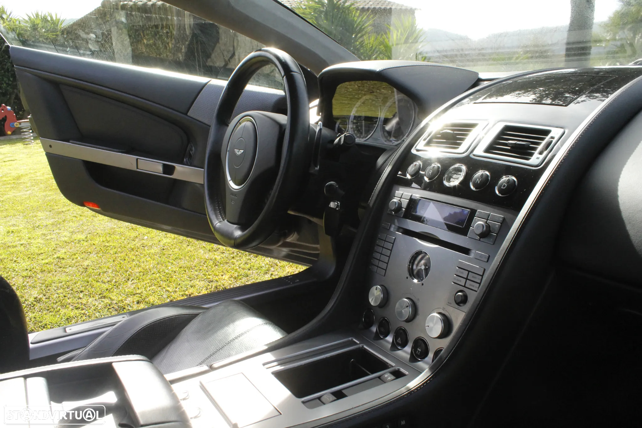 Aston Martin DB9 Coupe Touchtronic - 25