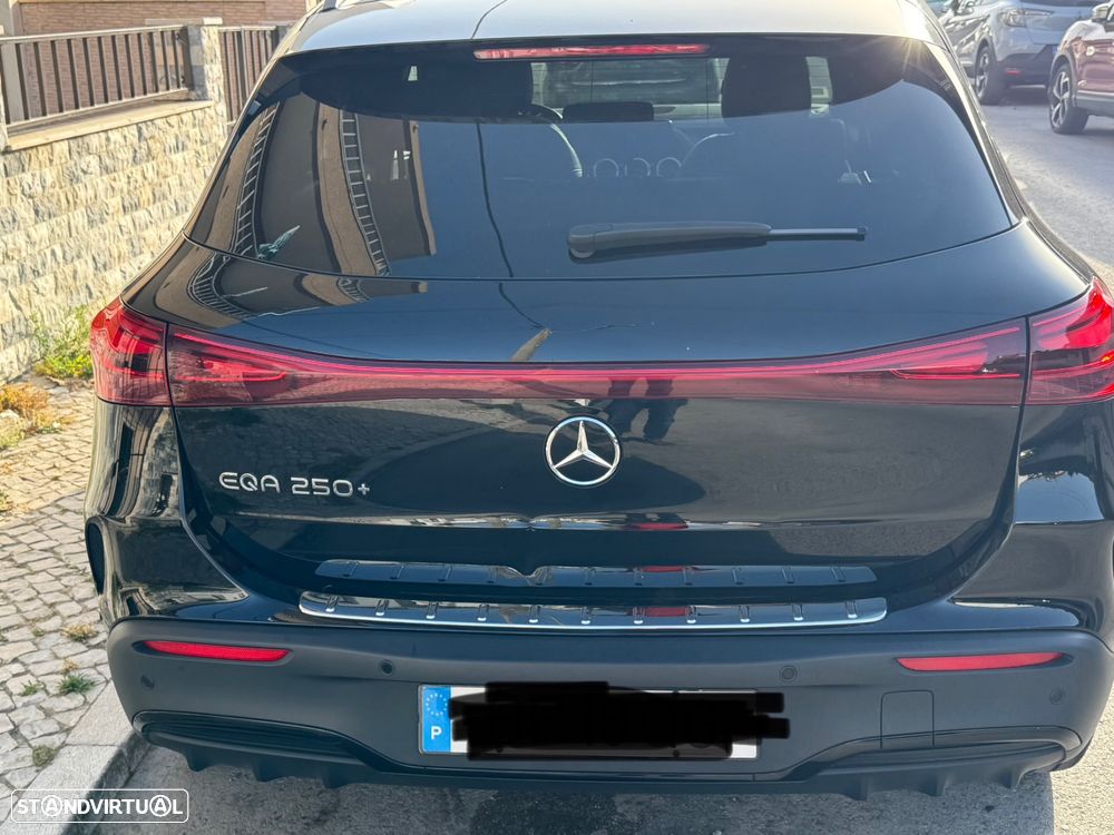 Mercedes-Benz EQA 250+ AMG Line - 5