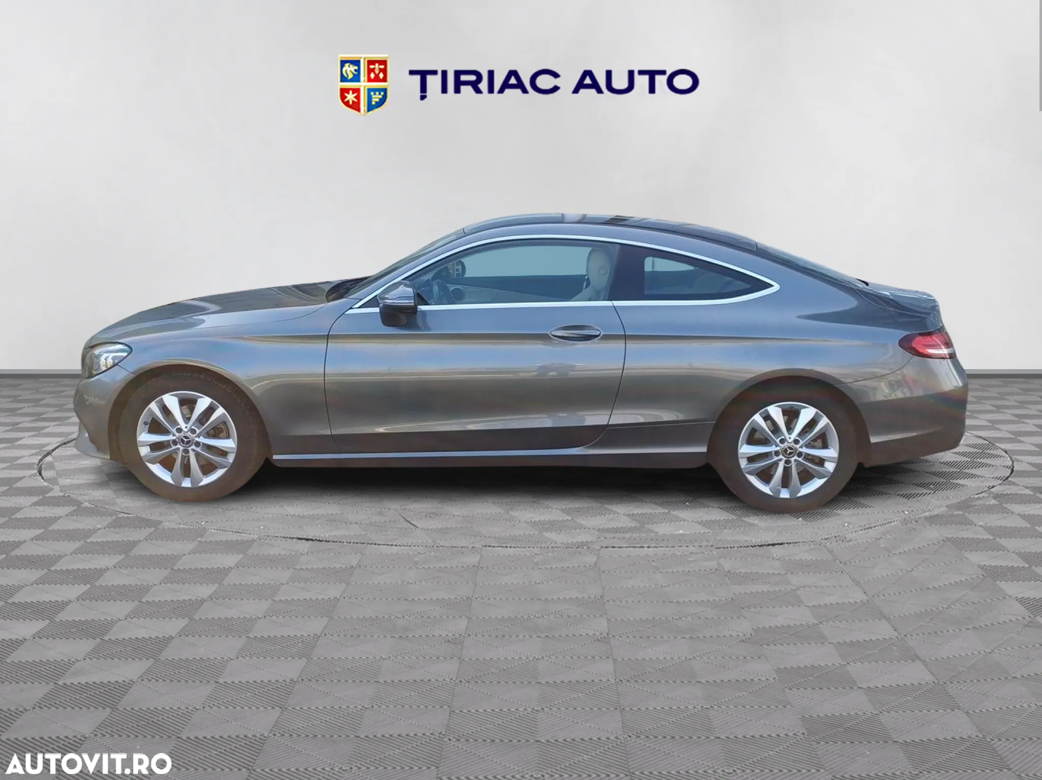 Mercedes-Benz C - 3