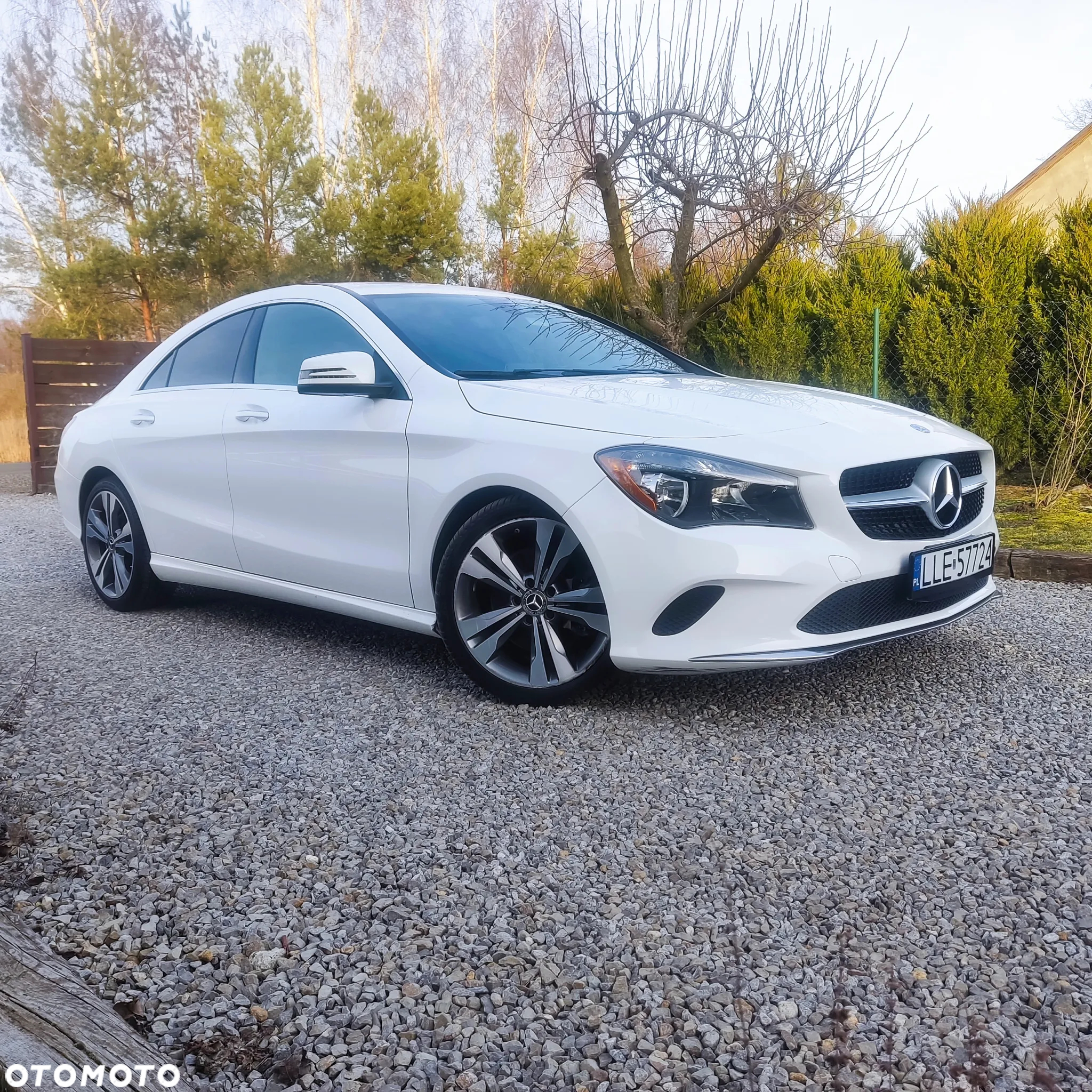 Mercedes-Benz CLA 250 4Matic 7G-DCT Urban - 4