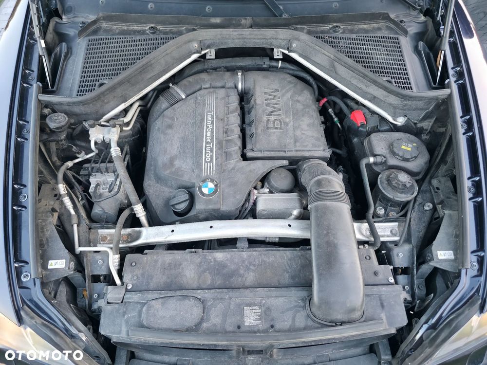 BMW X6 xDrive35i - 13