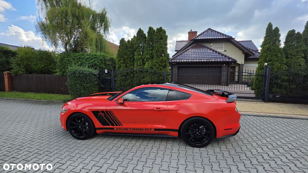 Ford Mustang 5.0 V8 GT - 9
