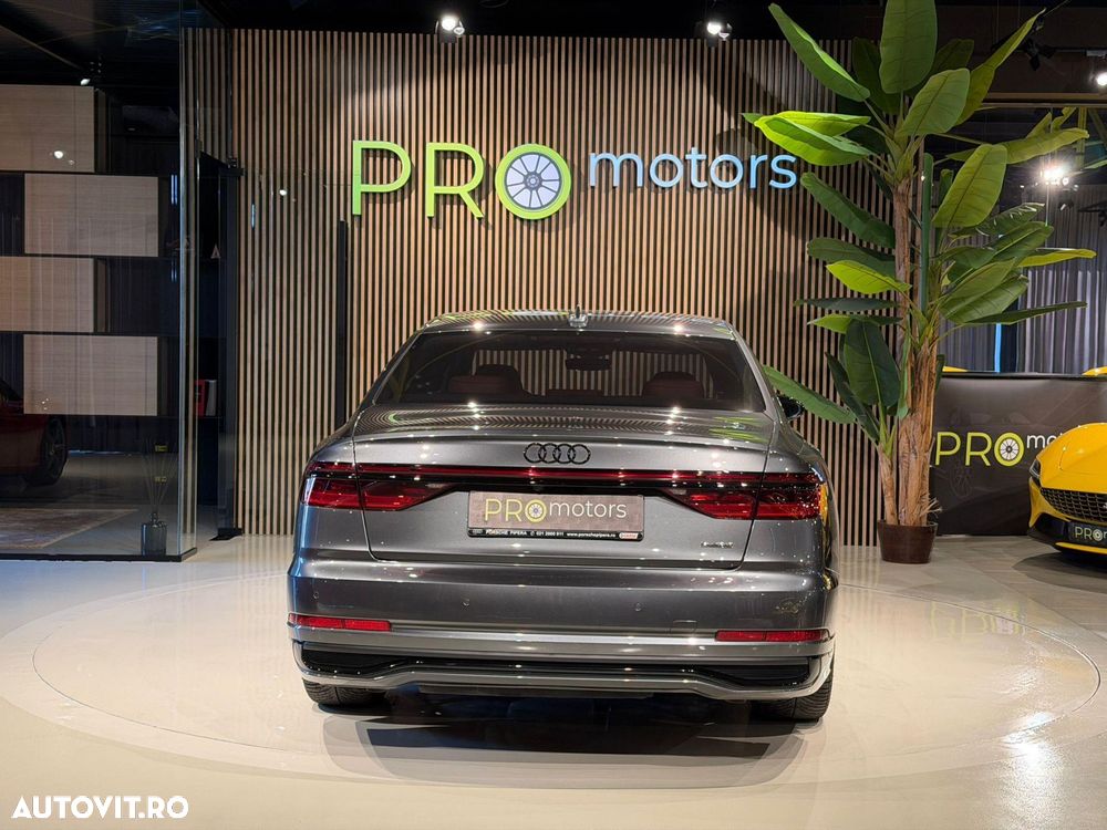 Audi A8 55 TFSI quattro Tiptronic MHEV - 17