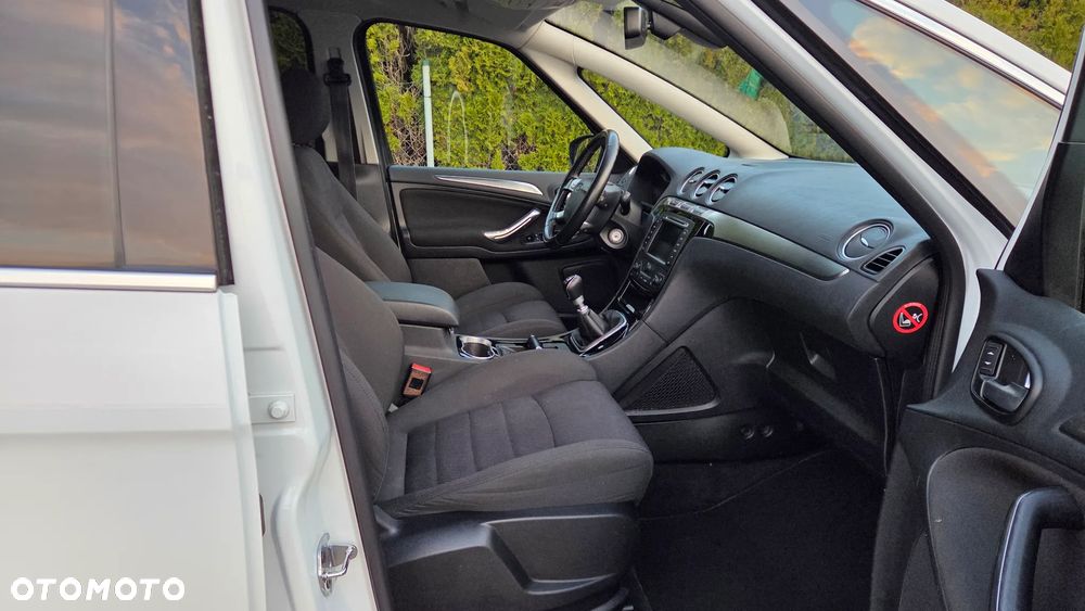 Ford S-Max 2.0 TDCi DPF Titanium - 23