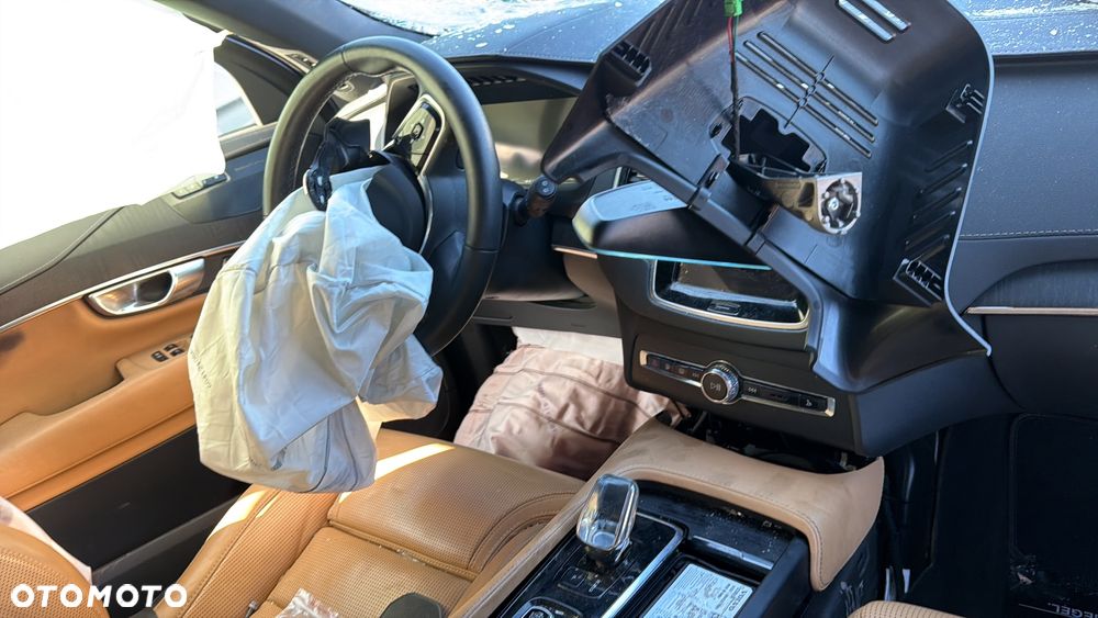 Volvo XC 90 T6 GPF AWD Inscription 7os - 23